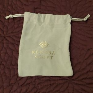 Kendra Scott jewelry dust bag